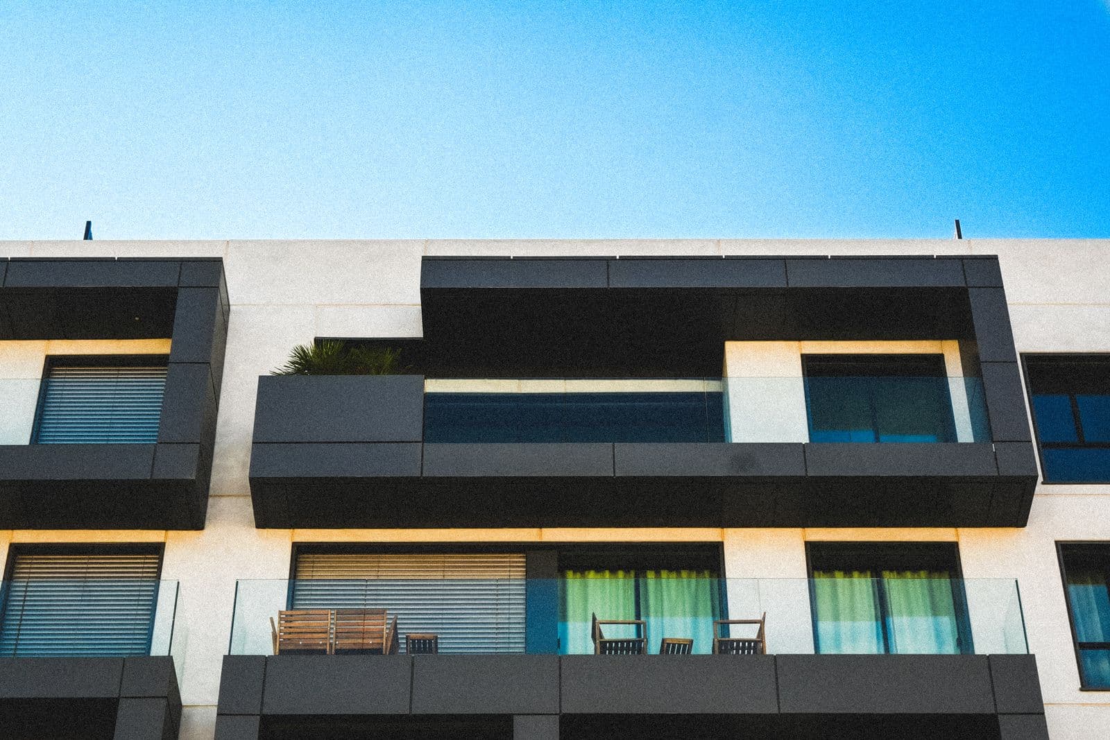 Sürgülü Cam Balkon kapak görseli
